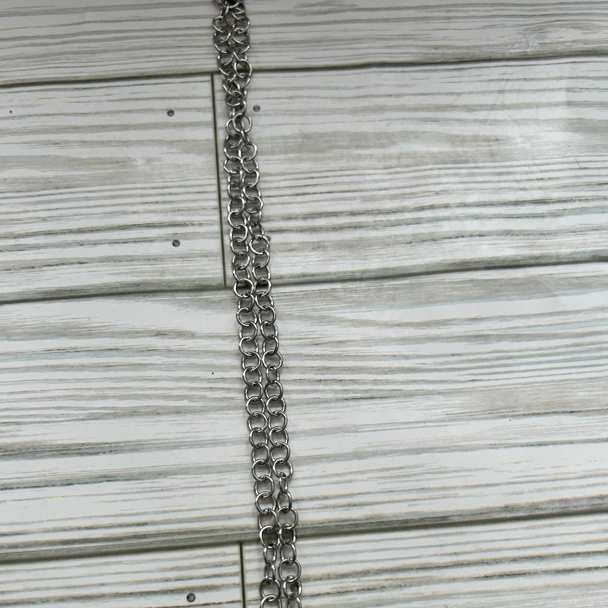 Trucker hat chain