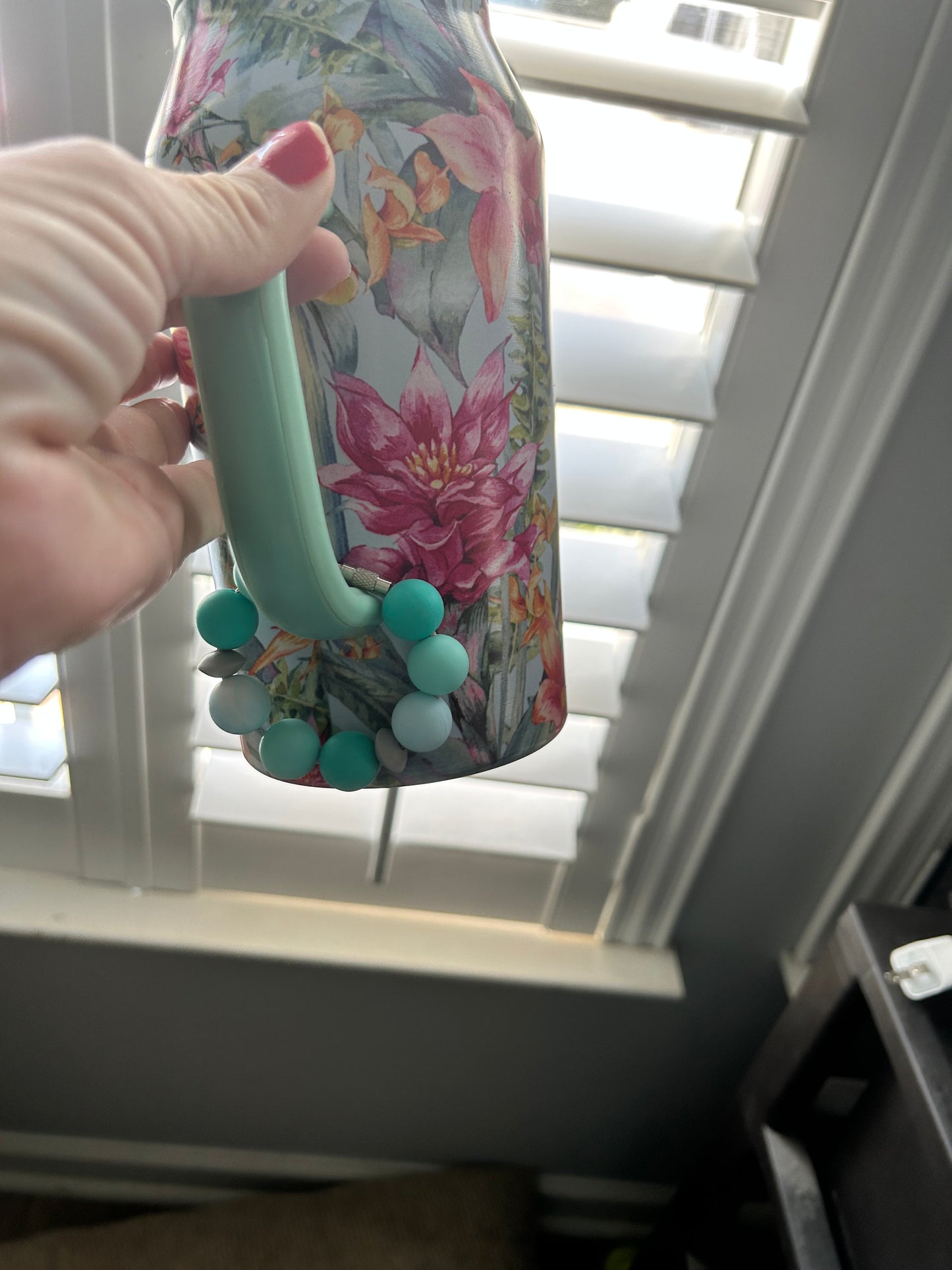 Cup charm for handle tumblers