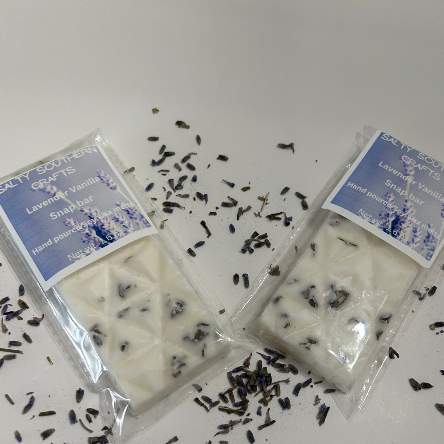 Soy wax melt scented lavender vanilla and dried lavender