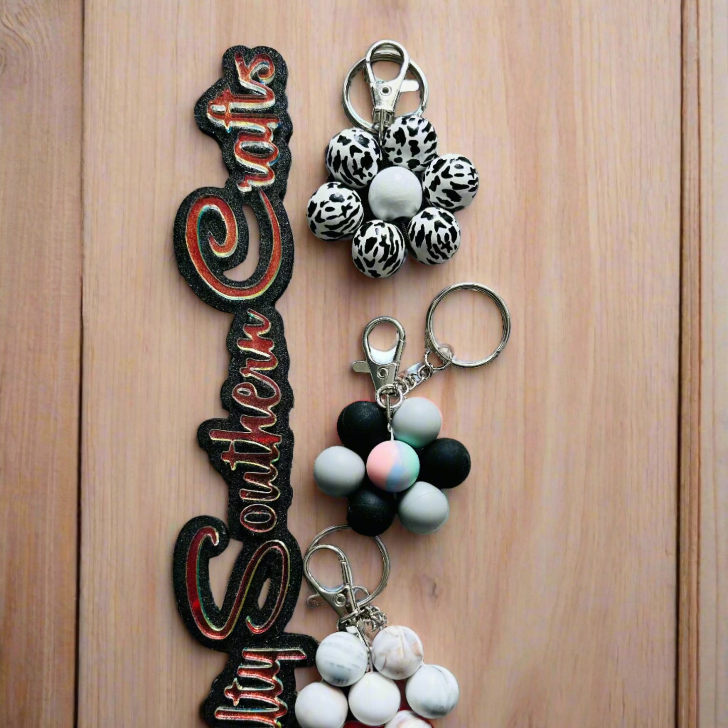 Silicone and wooden bead flower keychains