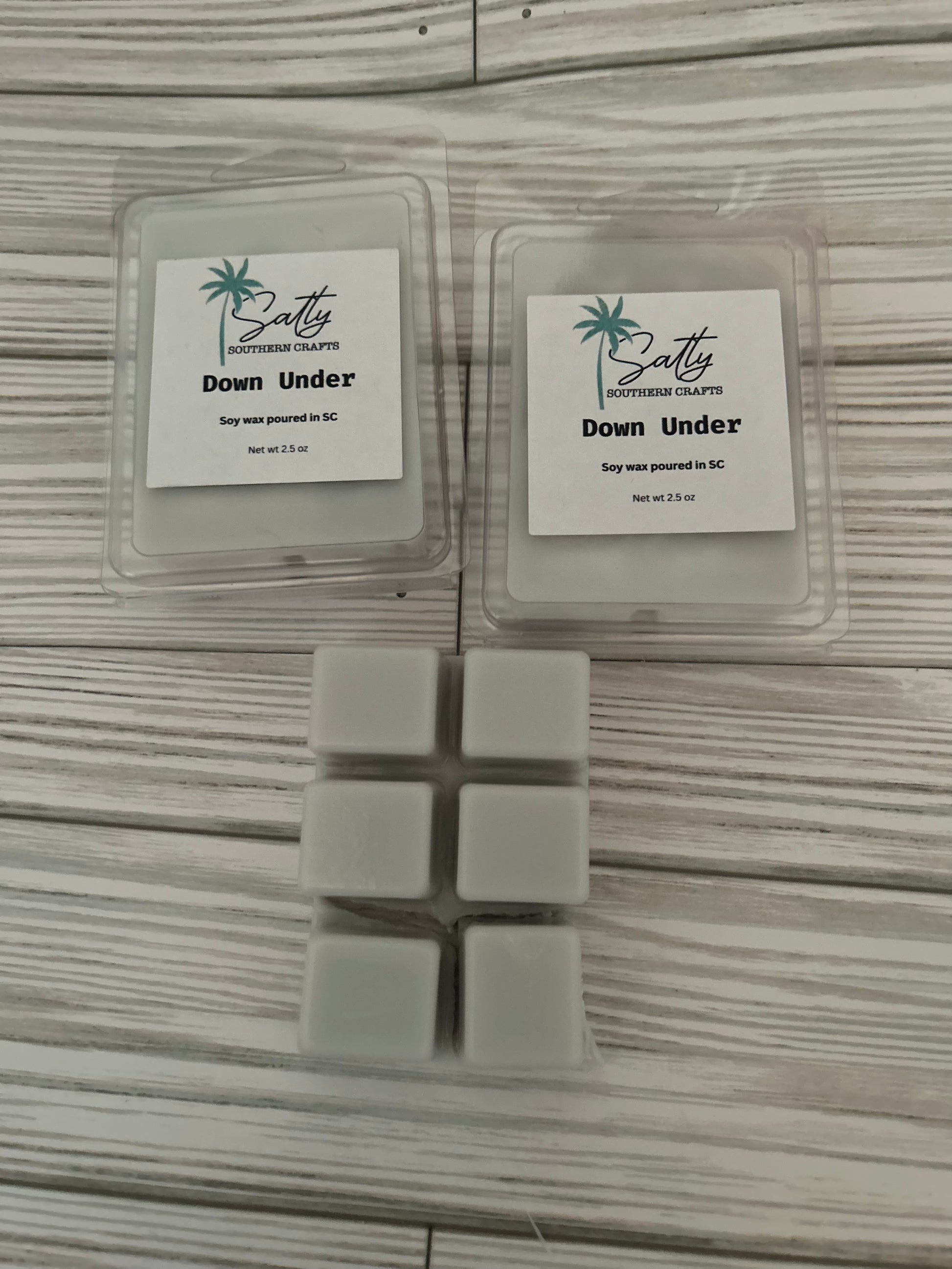 Down under wax melt An exquisite blend of salted caramel and vanilla bean paired with almond and pistachio while all brought together by the scent of sandalwood